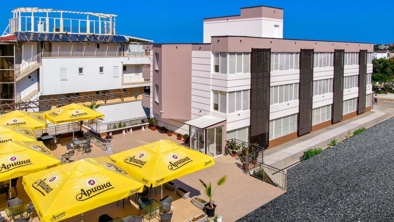 סוזופול Hotel Sunny מראה חיצוני תמונה