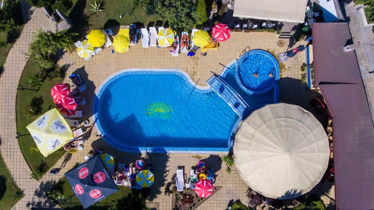 סוזופול Hotel Sunny מראה חיצוני תמונה