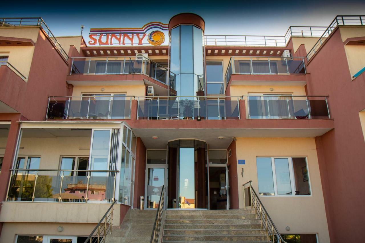 סוזופול Hotel Sunny מראה חיצוני תמונה