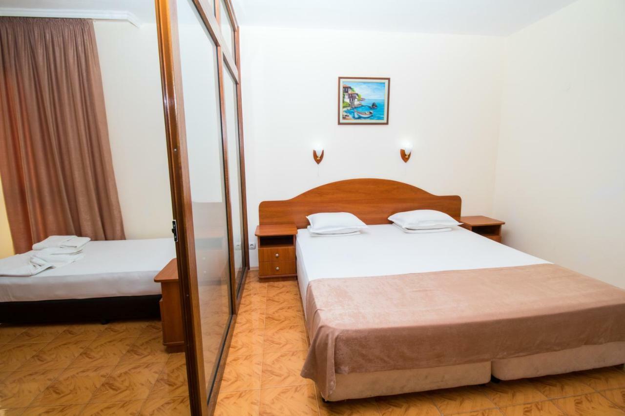 סוזופול Hotel Sunny מראה חיצוני תמונה