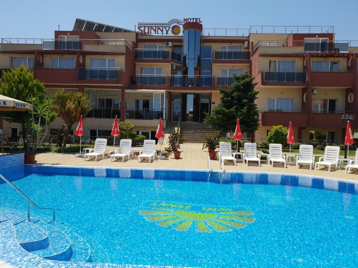 סוזופול Hotel Sunny מראה חיצוני תמונה