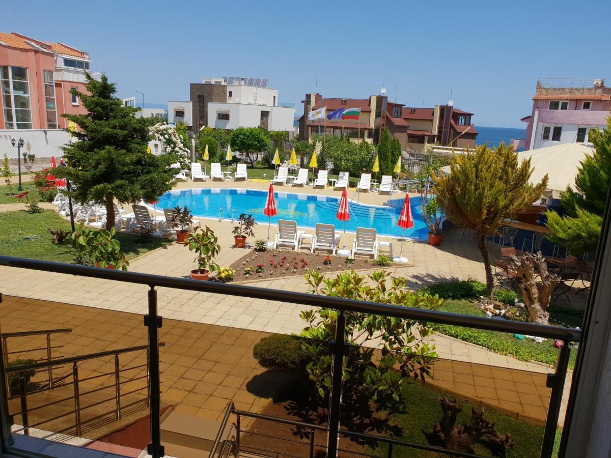 סוזופול Hotel Sunny מראה חיצוני תמונה